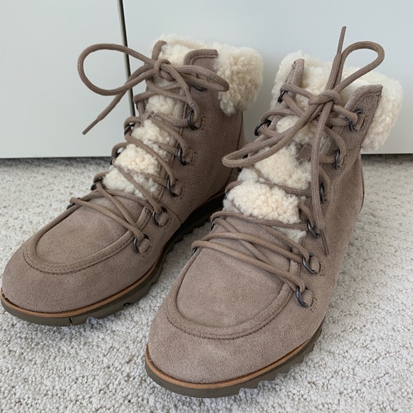 Sorel Boots - Picture 2 of 5